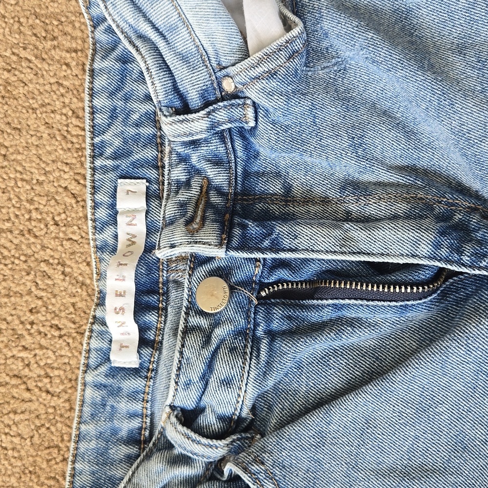Super cute jeans